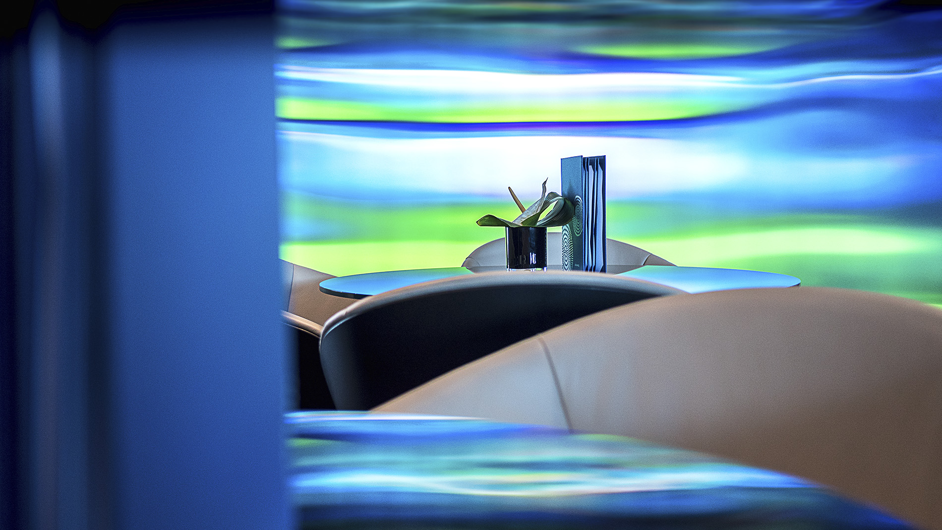 Emerald Waterways - Emerald Radiance - Horizon Lounge _4_.jpg